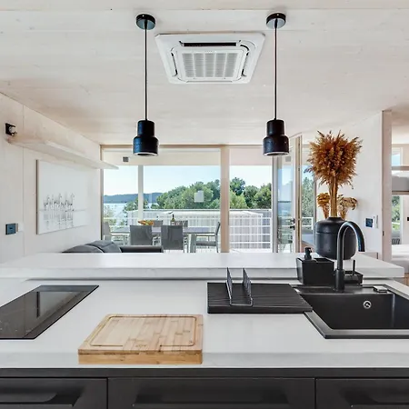 Mirri Buqez Apartamento Drage